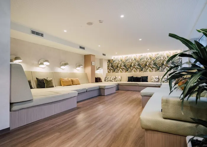 Spa Resort Geinberg Отель Гайнберг